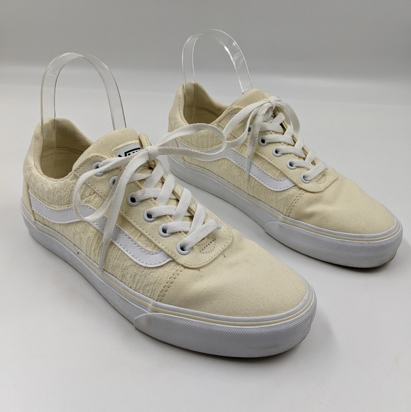 VANS Princess Paisley Old Skool Sneakers Bone White Wmn's Sz 8.5 - Picture 3 of 14